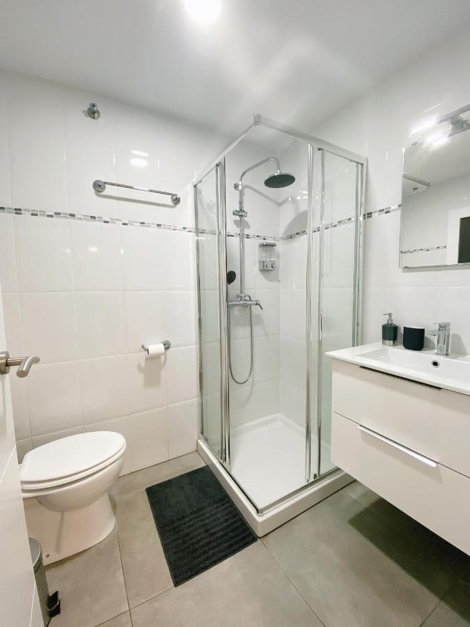 Gmc Turistics - Great Apartment For Groups & Families Málaga Exteriör bild