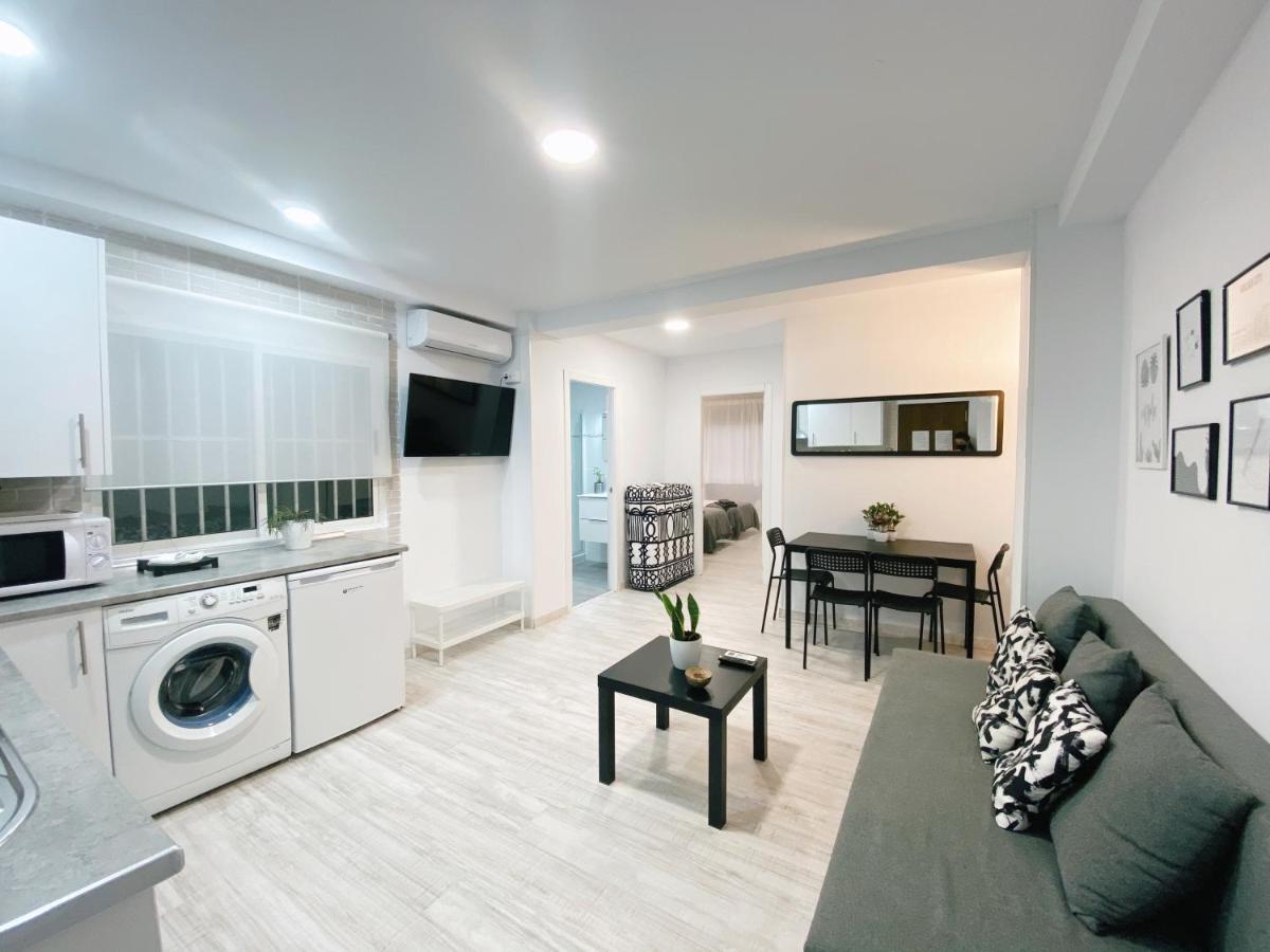 Gmc Turistics - Great Apartment For Groups & Families Málaga Exteriör bild