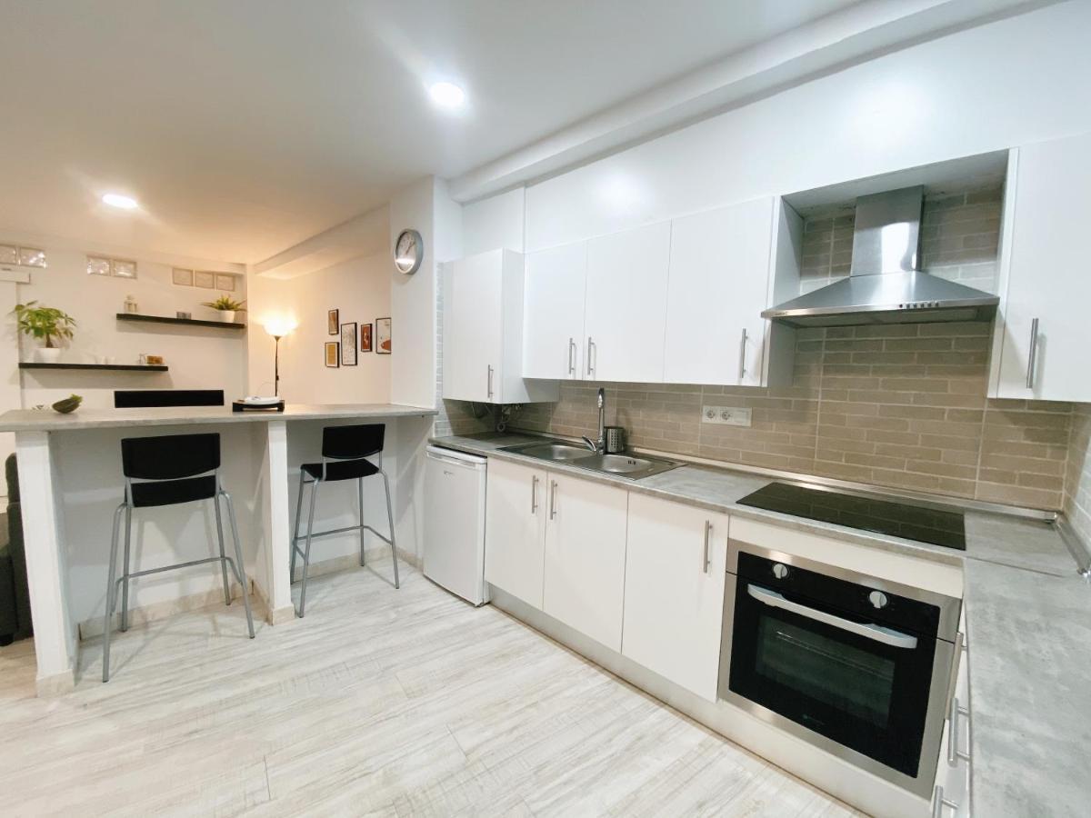 Gmc Turistics - Great Apartment For Groups & Families Málaga Exteriör bild