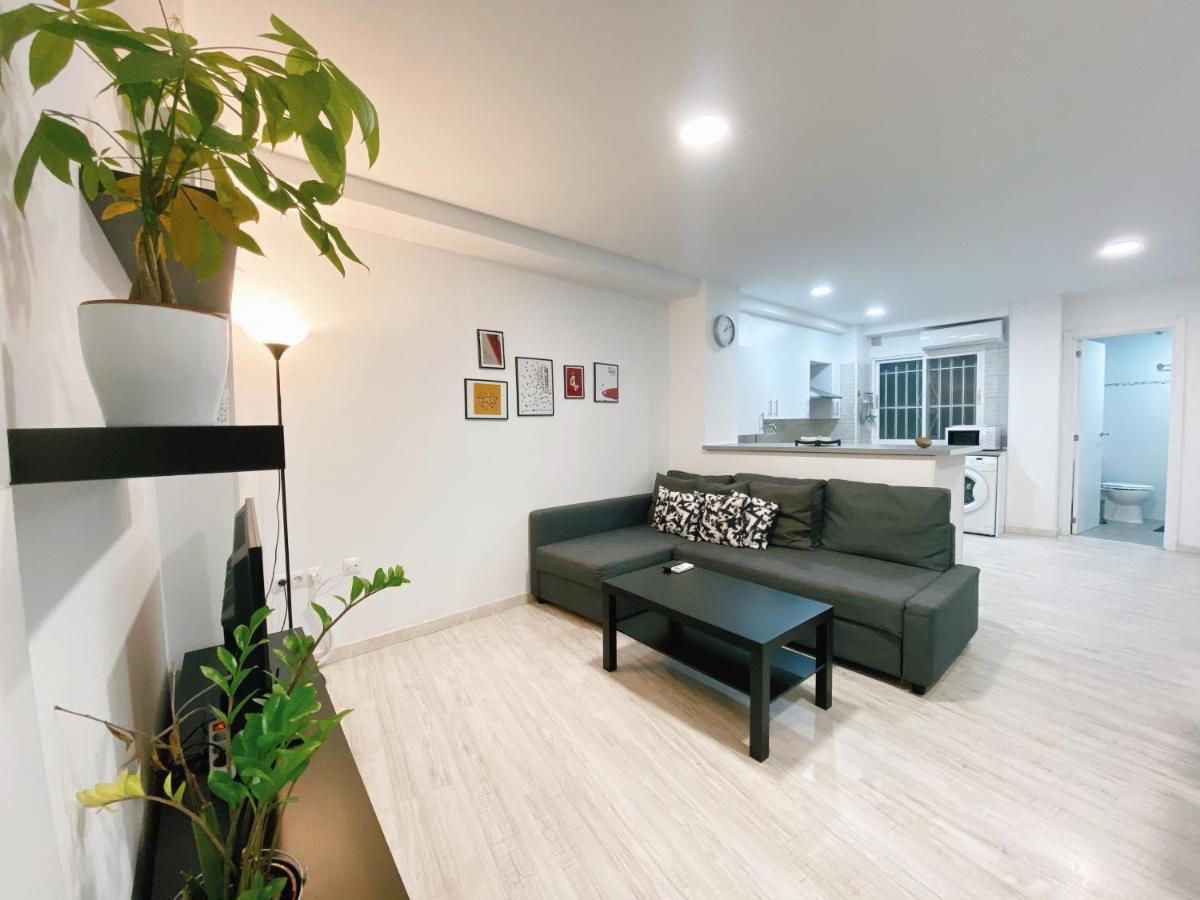 Gmc Turistics - Great Apartment For Groups & Families Málaga Exteriör bild