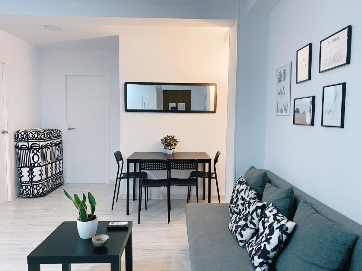 Gmc Turistics - Great Apartment For Groups & Families Málaga Exteriör bild